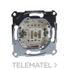 Interruptor 10A de la gama Elegance con función 1P 1 vía, en metal plástico para montaje empotrado y fijación con tornillos 
