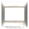 Placa 2 elementos vertical serie Coral embellecedor sin bastidor en plata luna con referencia 21312-PL de la marca BJC.