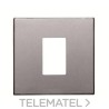 Tapa toma VDI simple plata con referencia 8555 PL de la marca NIESSEN.