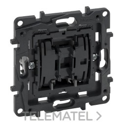 Cruzamiento Niloé Step 10AX 250V con referencia 864007 de la marca LEGRAND.