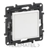 Tapa ciega y adaptador para Mosaic Niloé Step, blanco mate con referencia 864179 de la marca LEGRAND.