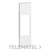 Placa frontal LIVING NOW 1 módulo para RJ45 y adaptadores keystone, blanco con referencia KW07 de la marca BTICINO.