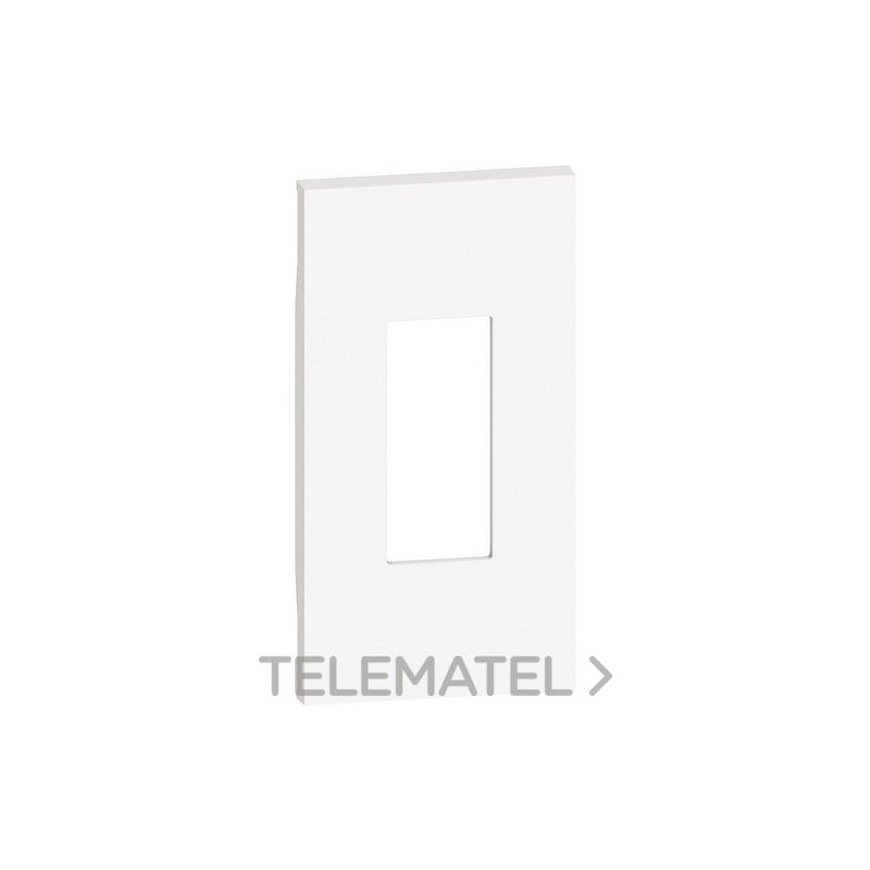Placa frontal LIVING NOW 2 módulos para RJ45 y adaptadores keystone, blanco con referencia KW07M2 de la marca BTICINO.